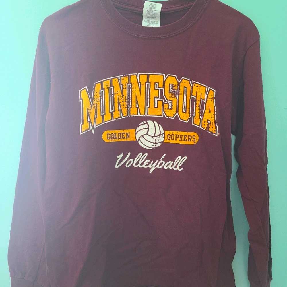 Minnesota gophers t-shirt